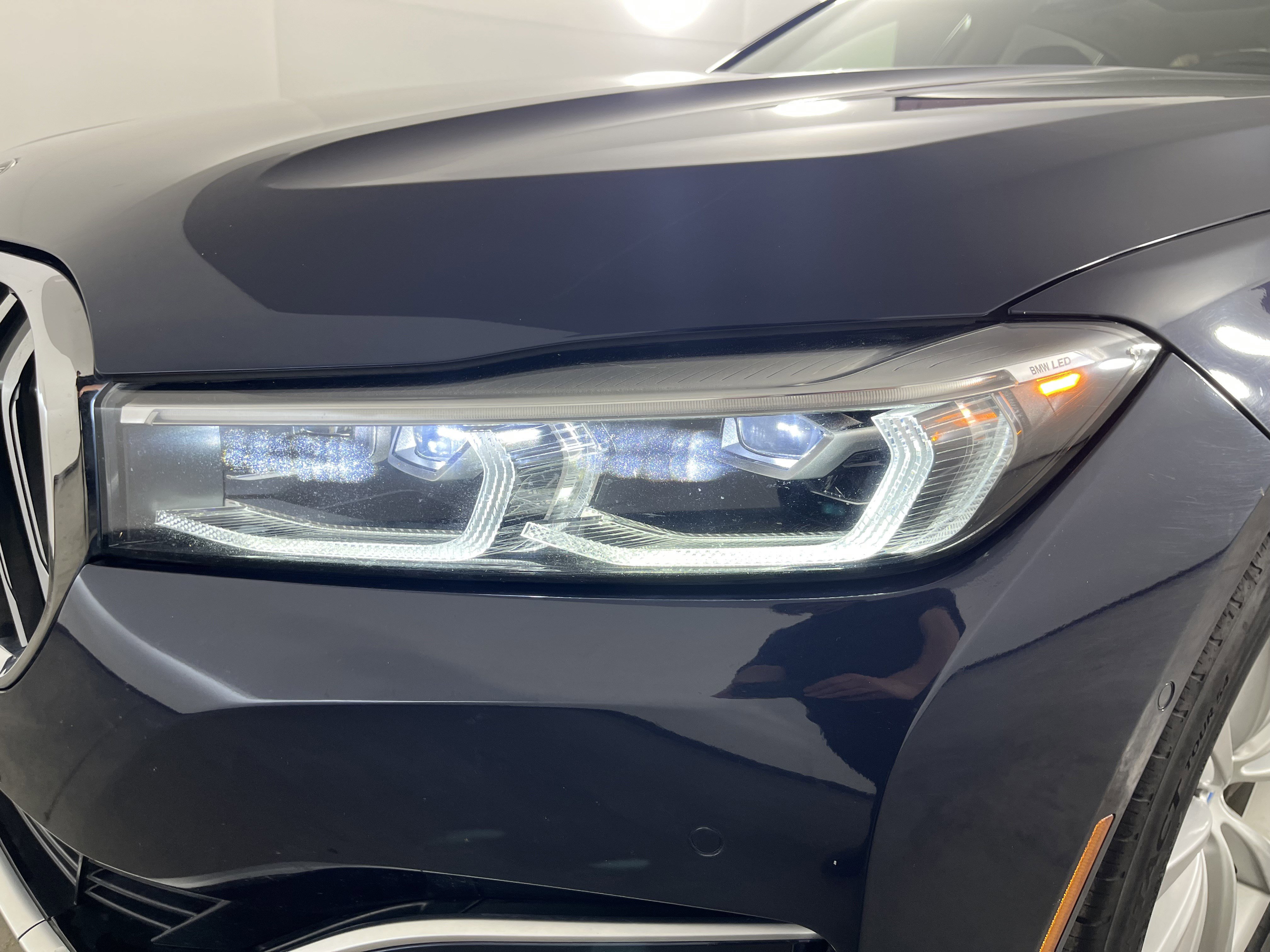 Used 2020 BMW 740i xDrive w/ Premium Package image 26