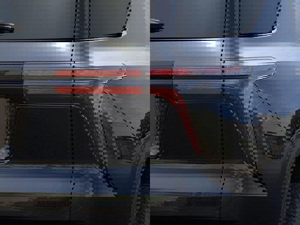 New 2026 Chevrolet Traverse LT image 11