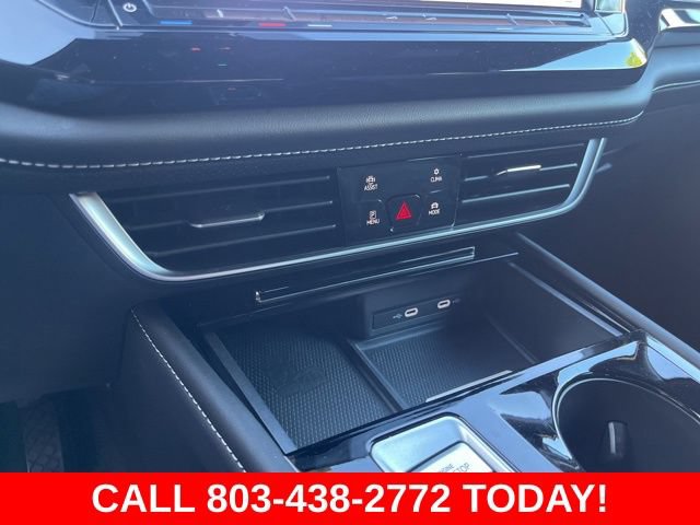 Used 2024 Volkswagen Atlas Cross Sport SE FWD image 24