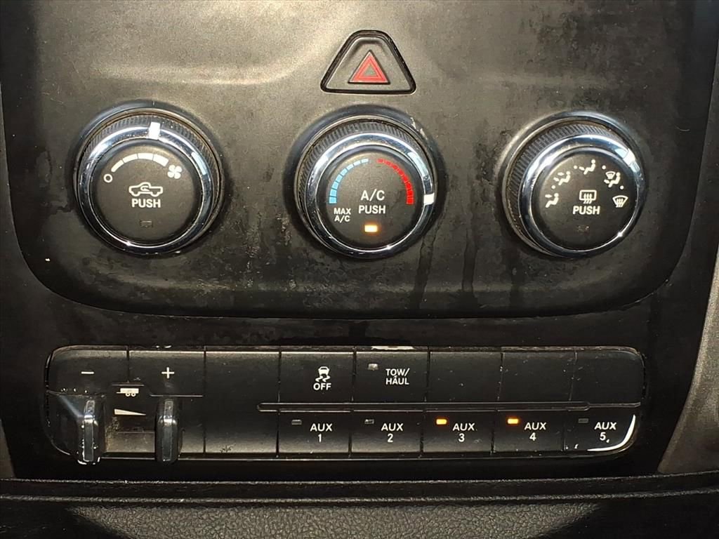 Used 2016 RAM 3500 Tradesman w/ Chrome Appearance Group image 15