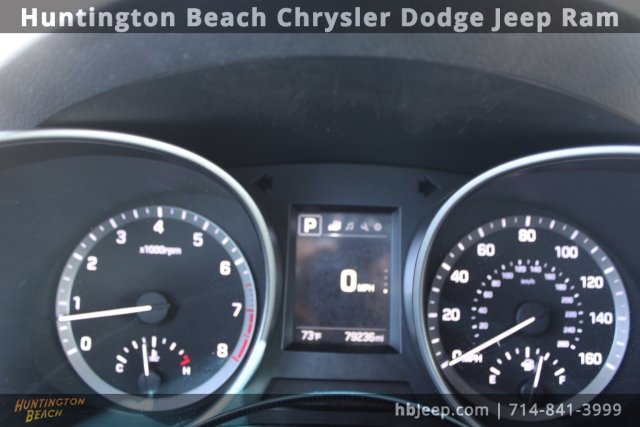 Used 2018 Hyundai Santa Fe SE image 17