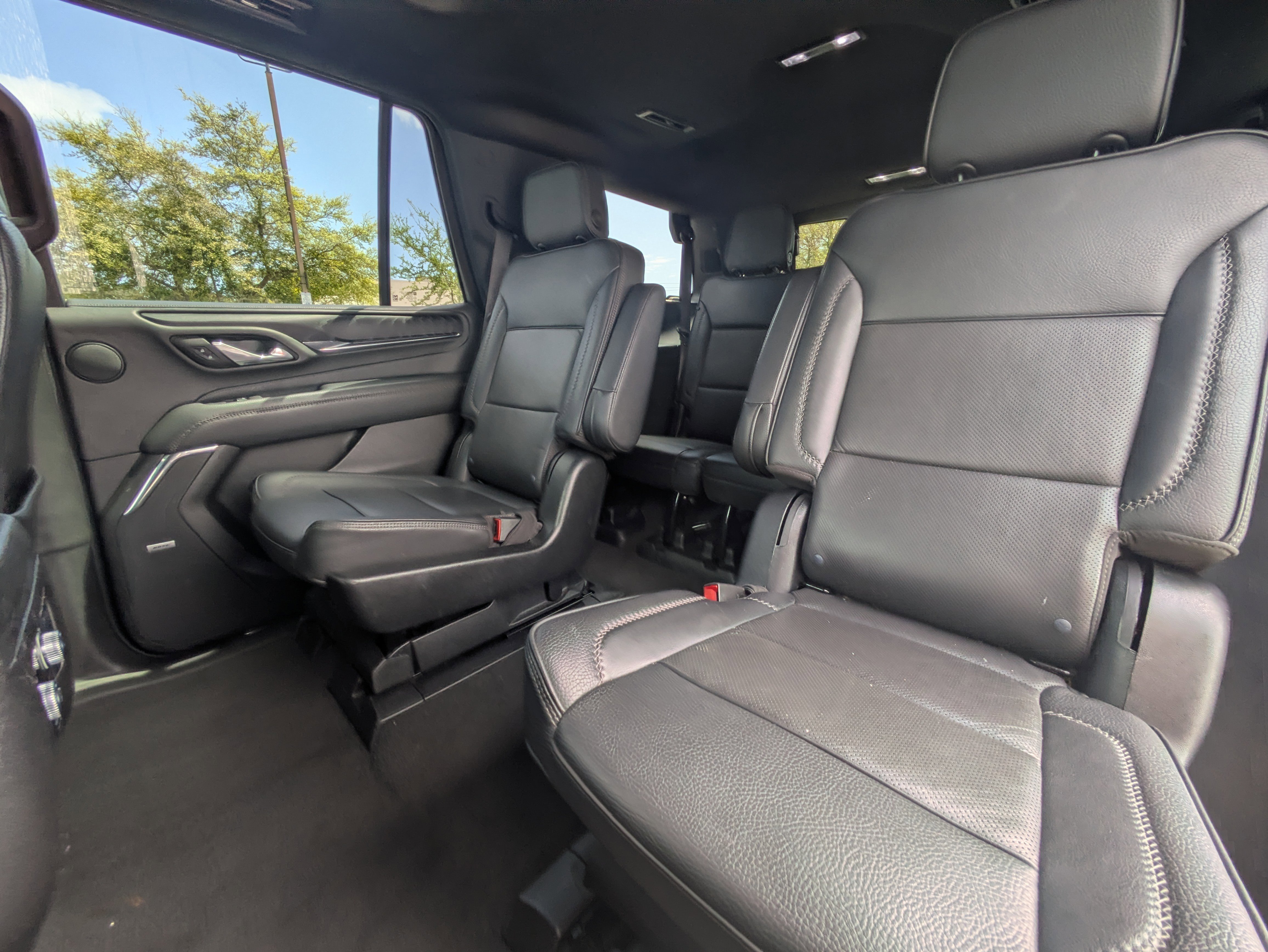 Used 2023 GMC Yukon Denali w/ Max Trailering Package image 10