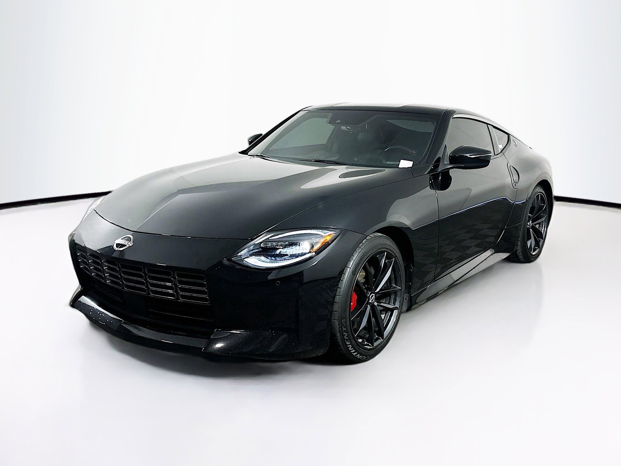 Used 2023 Nissan Z w/ Floor Mat Package (L93) RWD image 3
