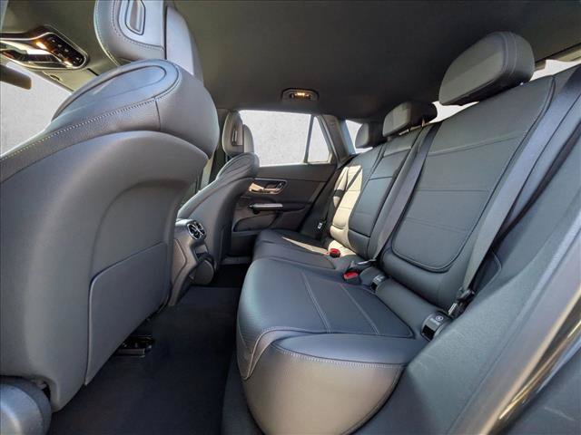 Used 2026 Mercedes-Benz GLC 300 image 16