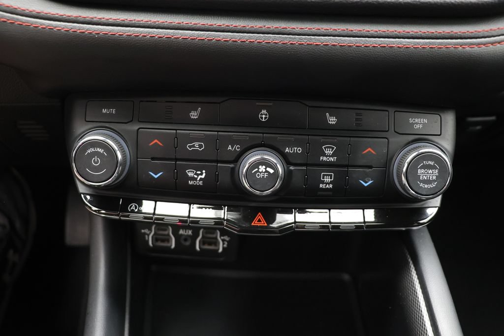 Used 2023 Dodge Durango GT AWD/4WD image 23