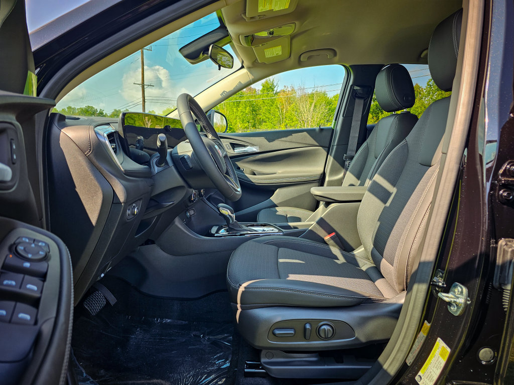 New 2026 Buick Encore GX Preferred w/ Comfort Package AWD/4WD image 12