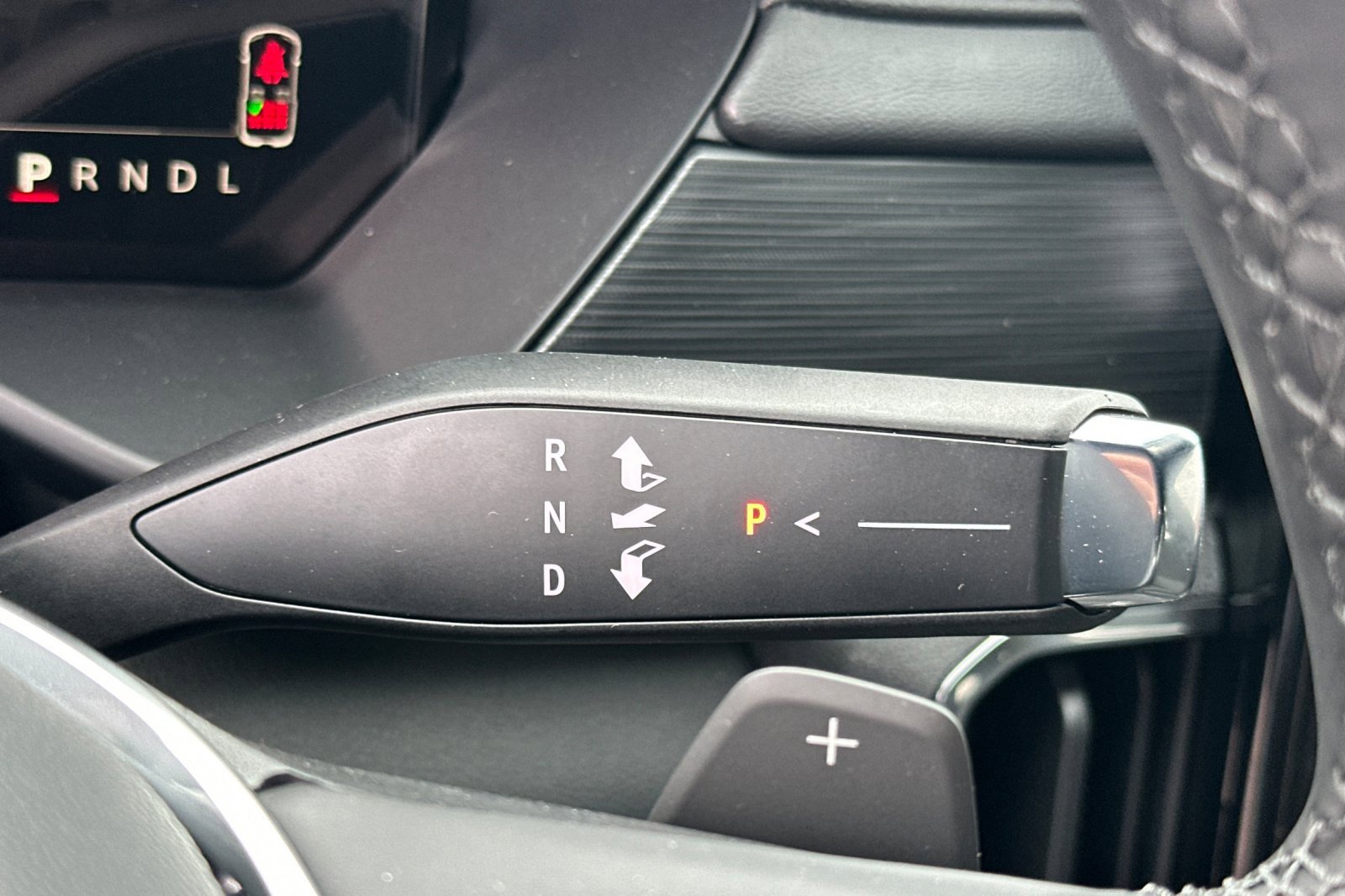 New 2025 GMC Acadia Elevation image 22