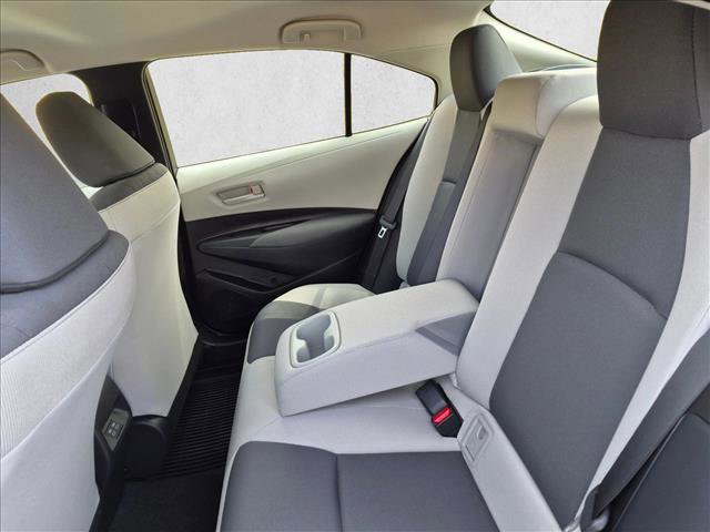 Used 2025 Toyota Corolla LE w/ LE Premium Package FWD image 17