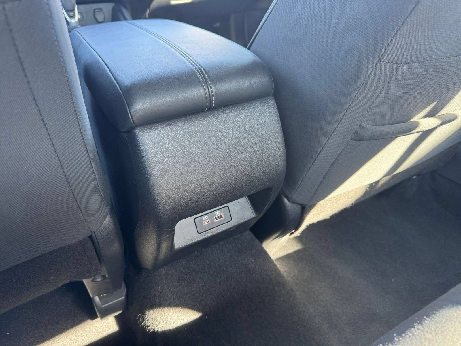 Used 2025 Nissan Altima 2.5 SV FWD image 23