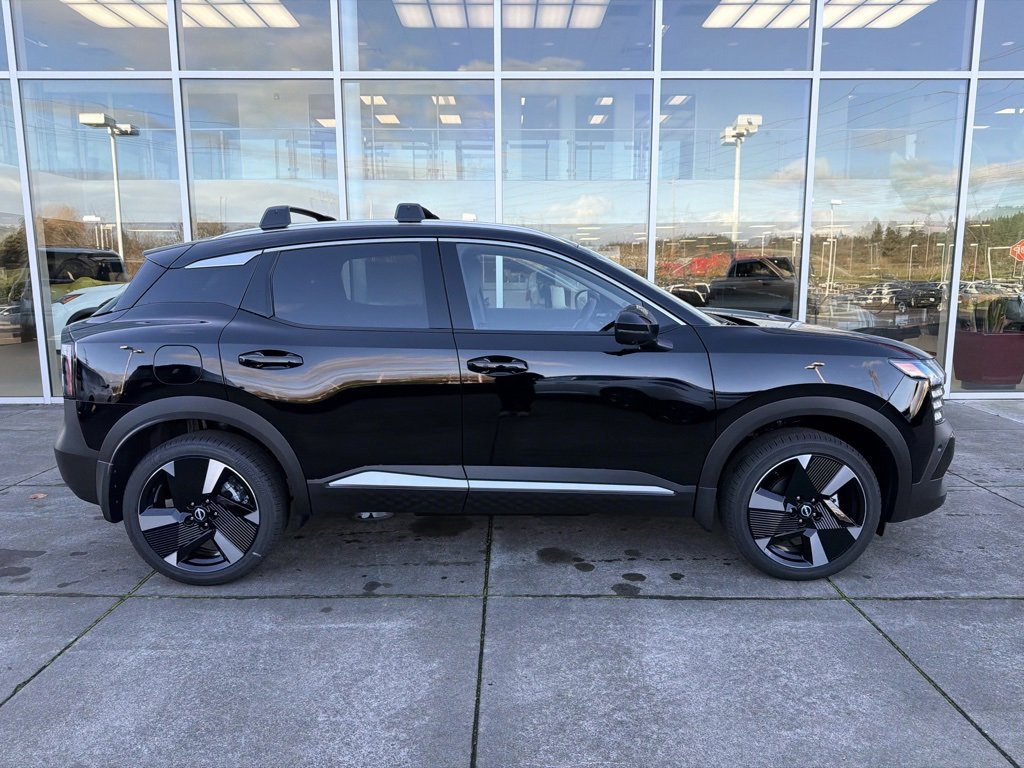 New 2026 Nissan Kicks SR w/ Cold Weather Package image 13