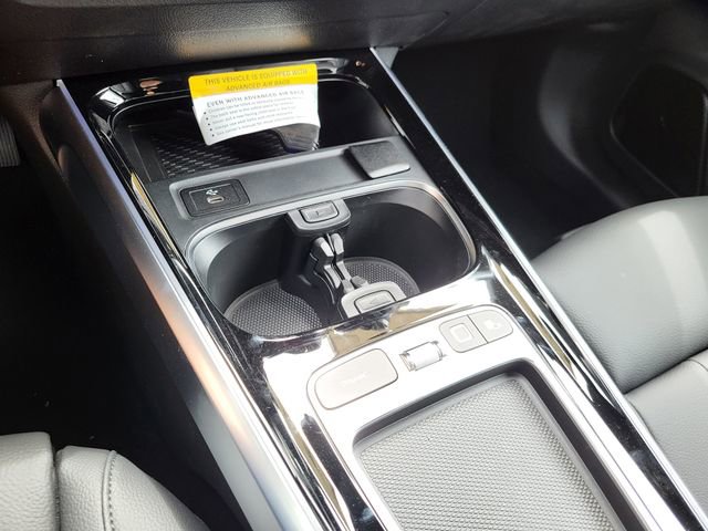 Certified 2025 Mercedes-Benz GLB 250 4MATIC image 28