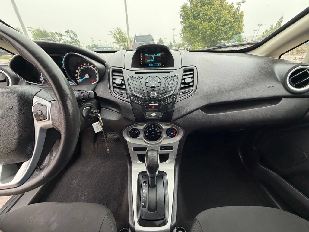 Used 2016 Ford Fiesta SE FWD image 26