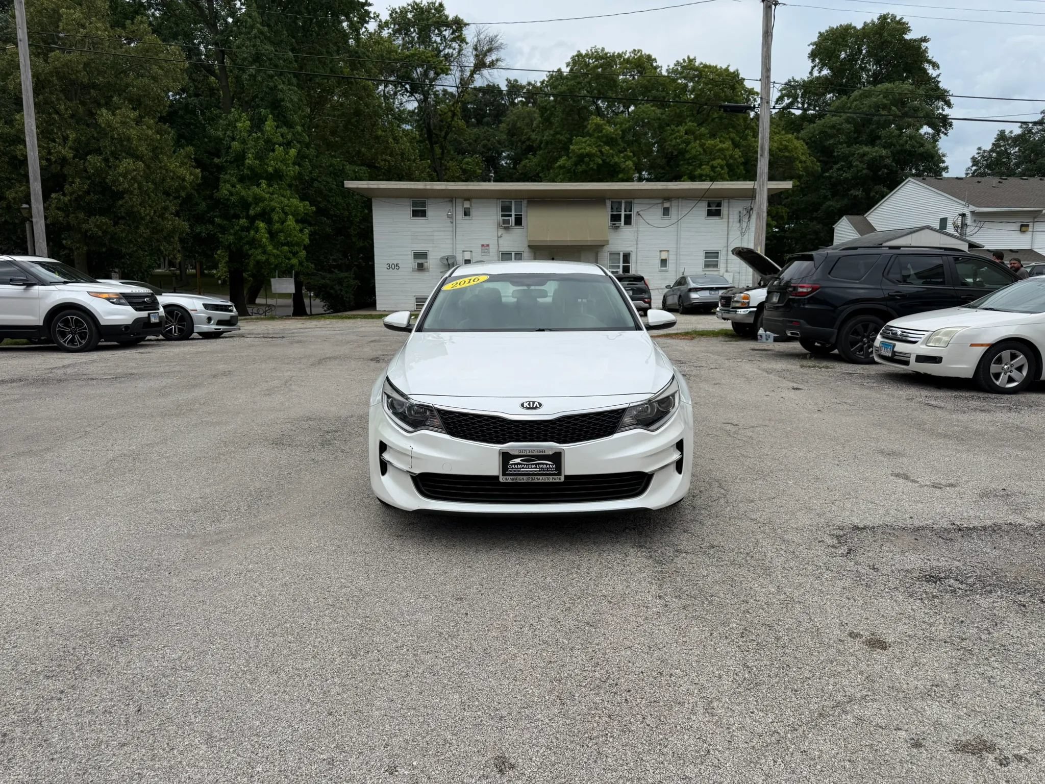 Used 2016 Kia Optima LX FWD image 2