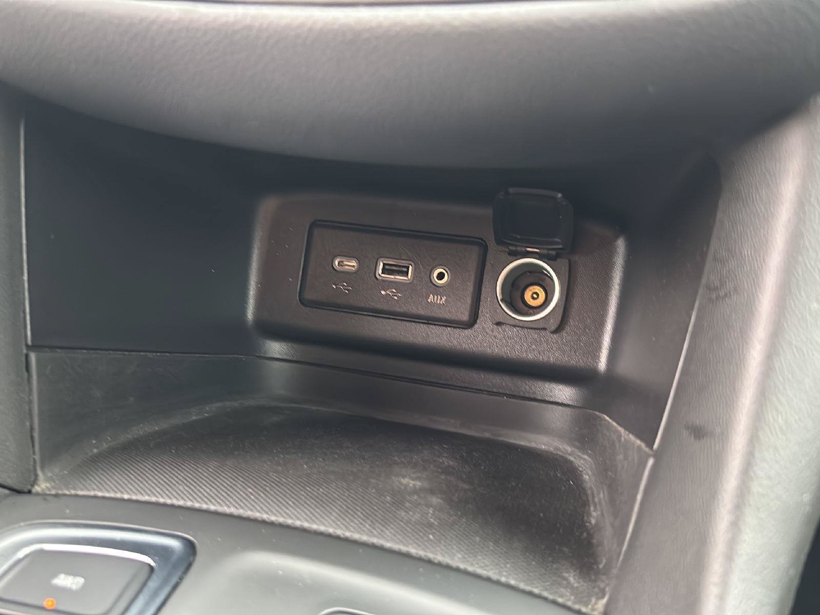 Used 2024 Chevrolet Equinox LT AWD/4WD image 27