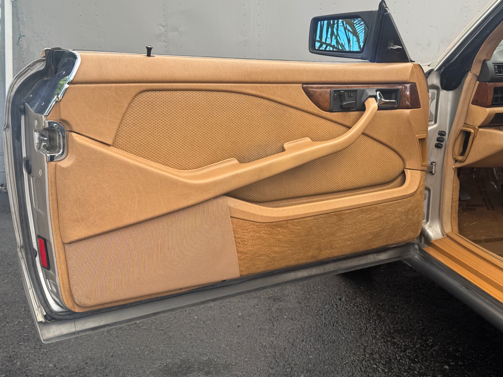 Used 1988 Mercedes-Benz 560 SEC image 34