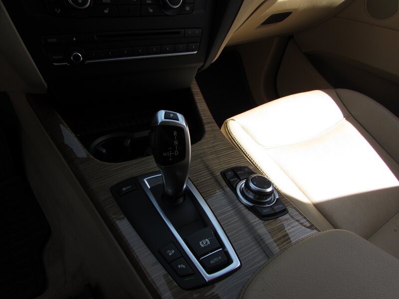 Used 2011 BMW X3 xDrive28i AWD/4WD image 18