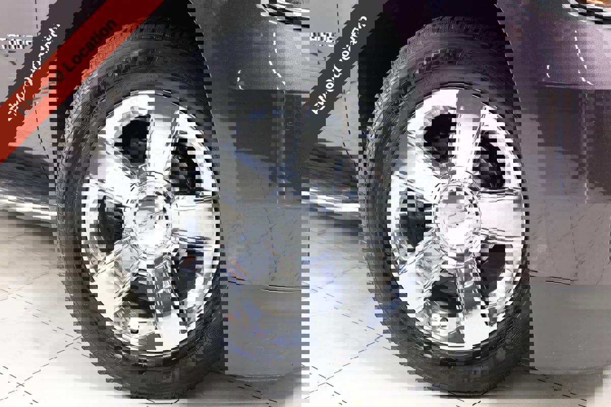 Used 2015 Chevrolet Tahoe LTZ image 15