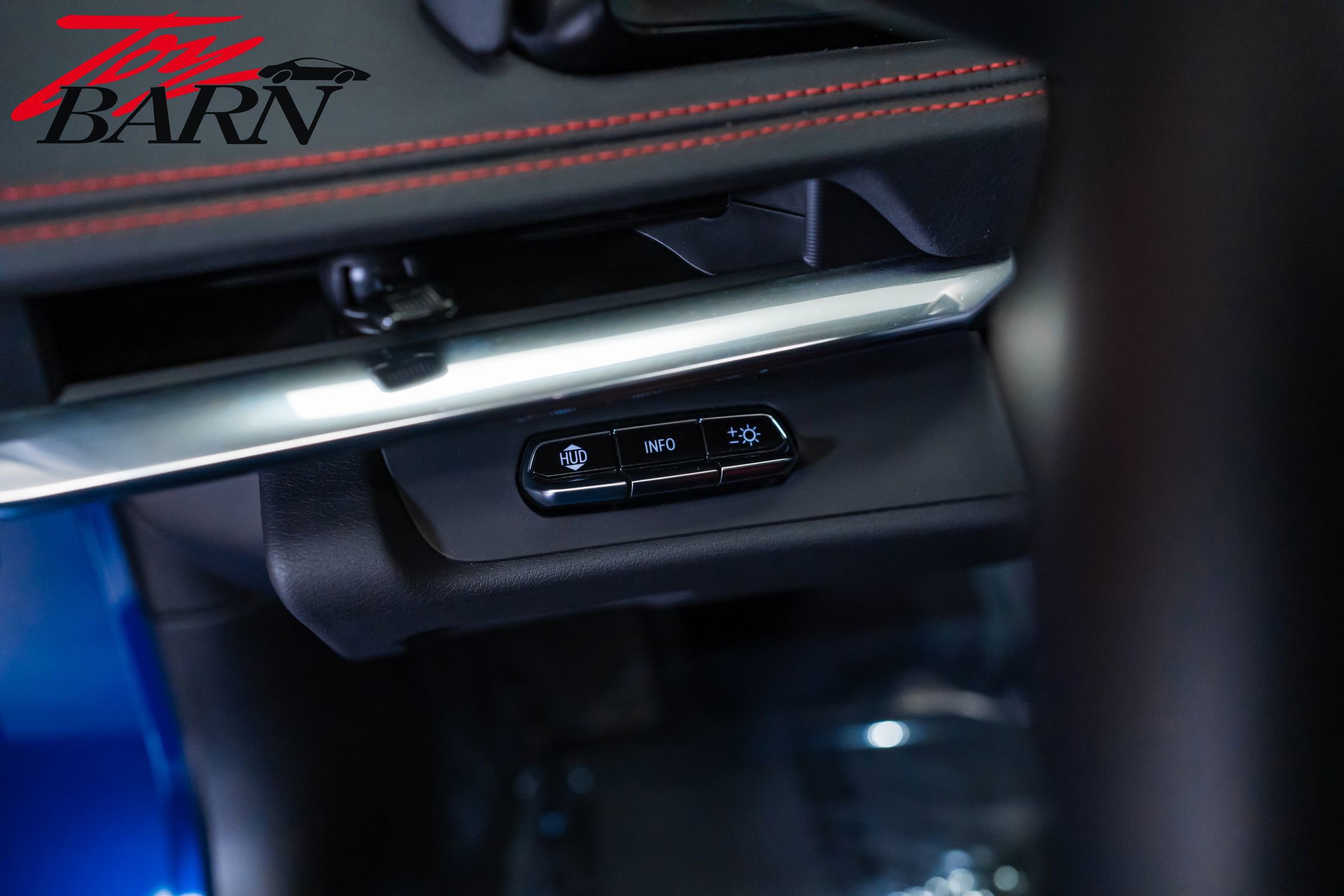 Used 2020 Chevrolet Corvette Stingray Preferred Cpe w/ 2LT Preferred Equipment Group RWD image 37