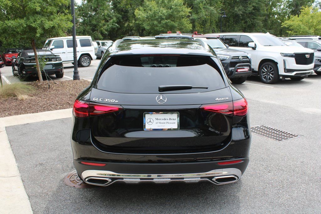 Used 2025 Mercedes-Benz GLC 350e image 6