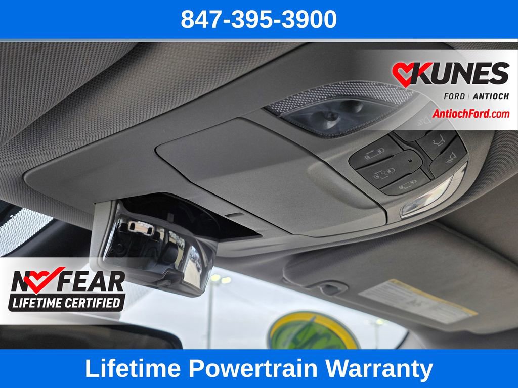 Used 2024 Chrysler Pacifica Touring-L FWD image 56