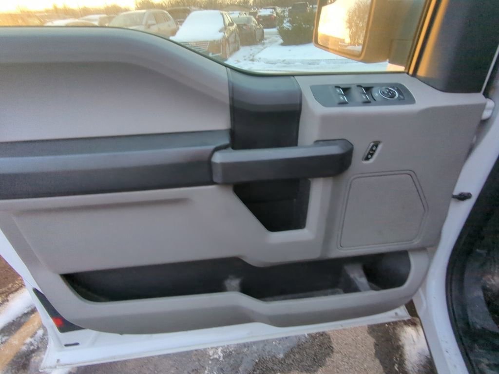 Used 2016 Ford F150 XL w/ Equipment Group 101A Mid image 10