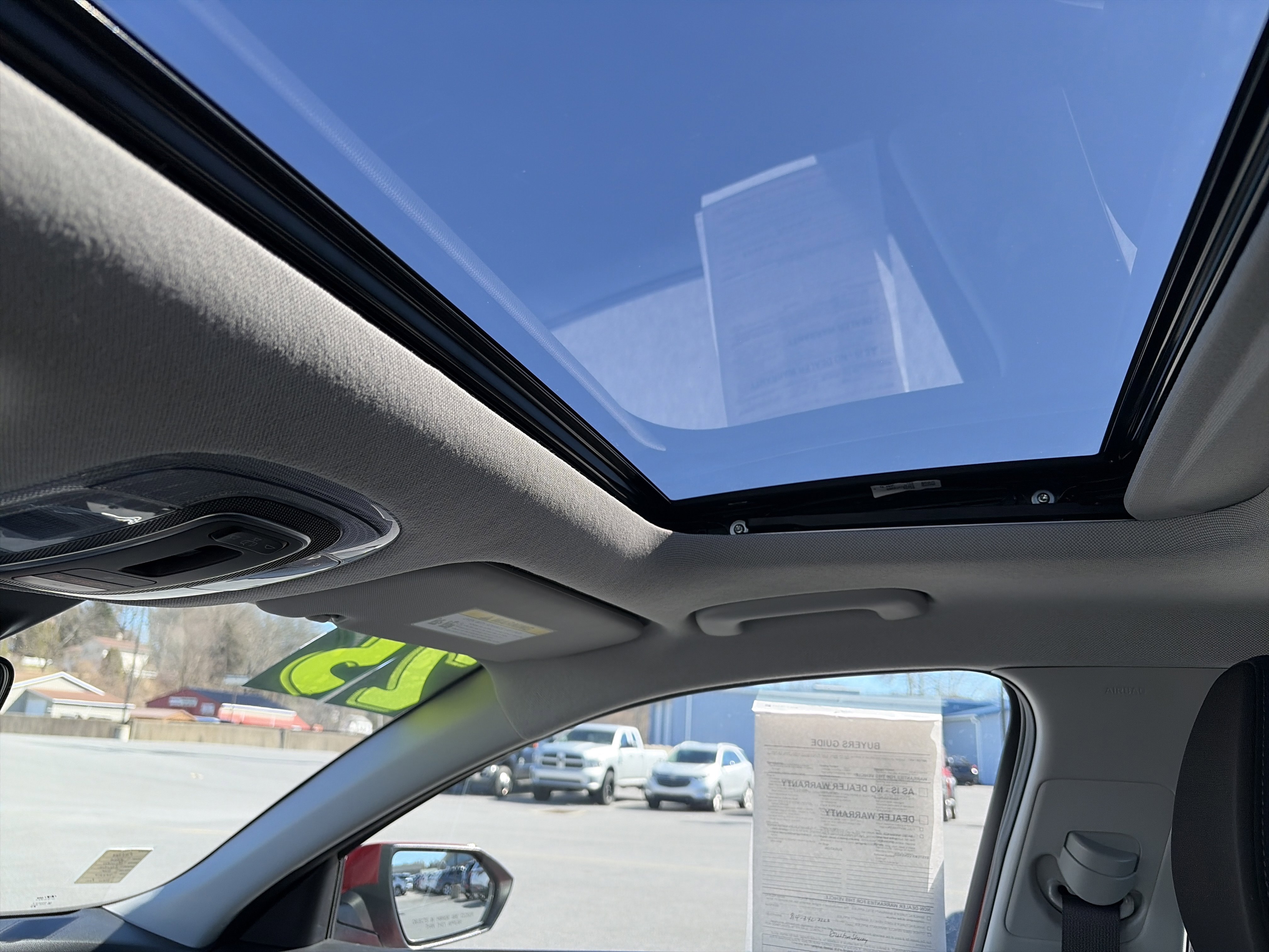 Used 2025 Hyundai Elantra SEL image 29