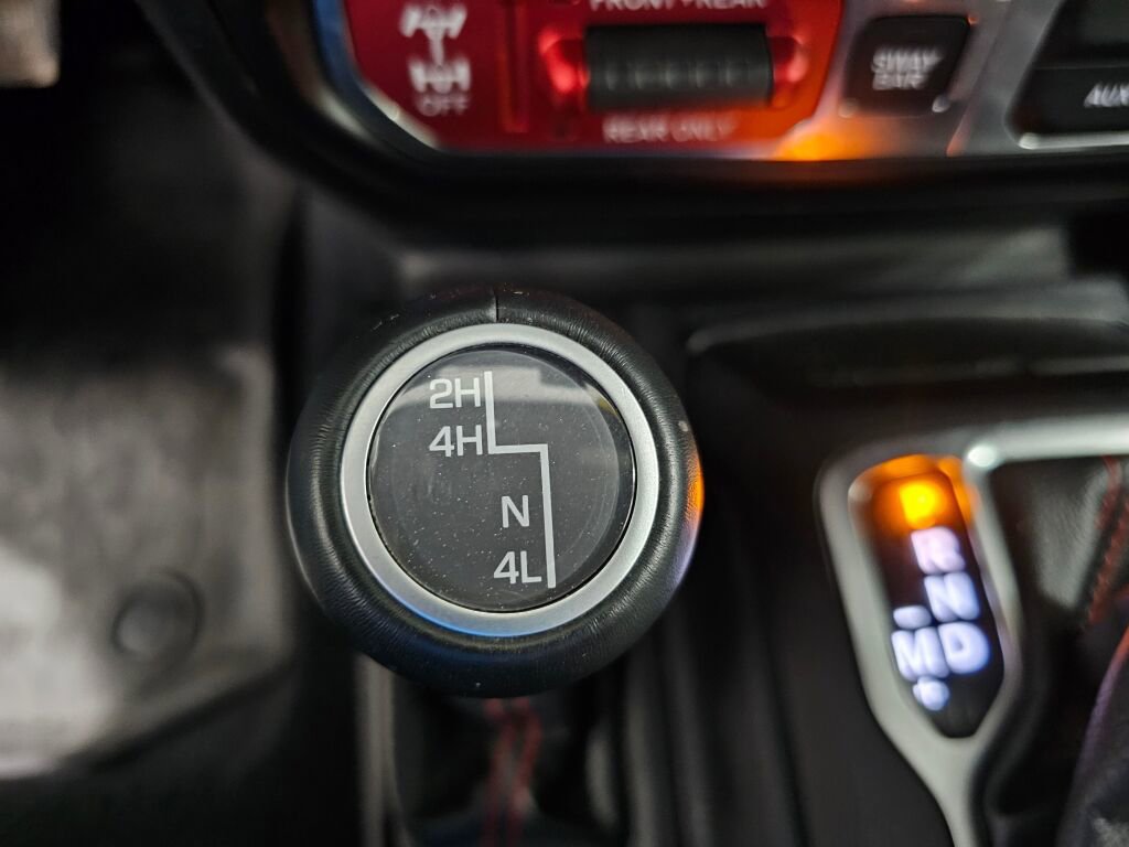 Used 2020 Jeep Wrangler Unlimited Rubicon AWD/4WD image 27