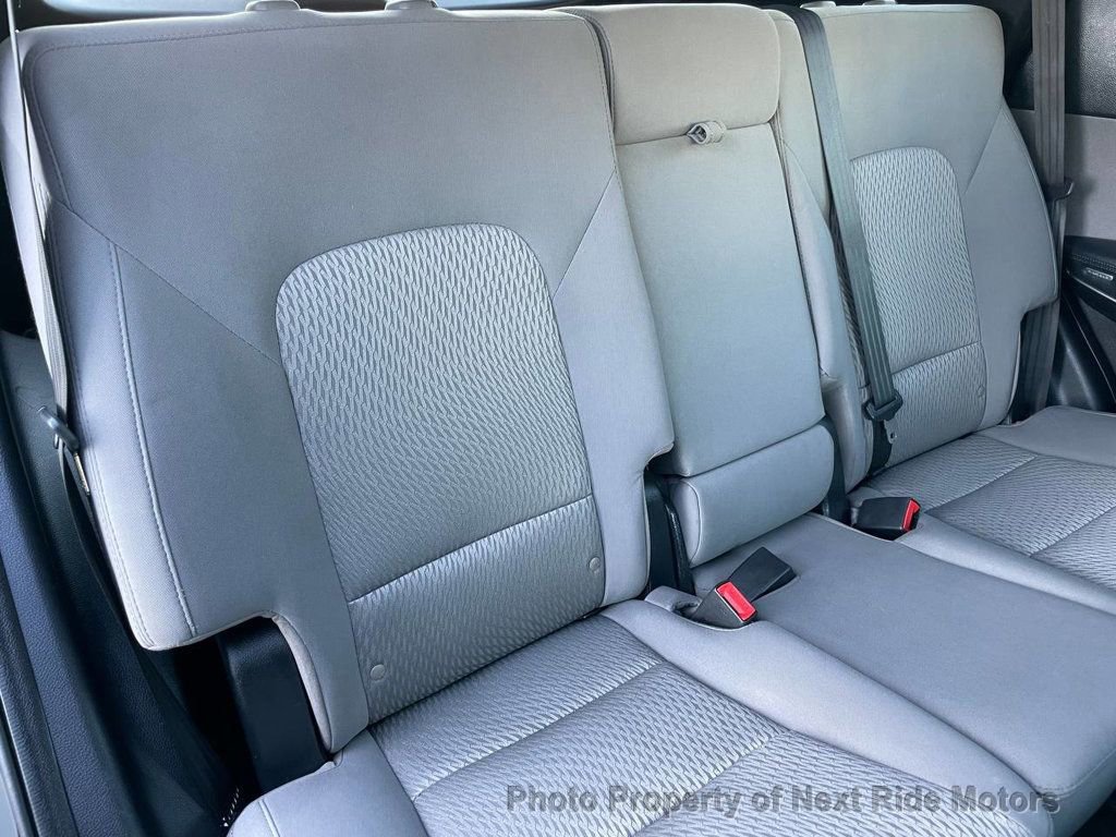 Used 2018 Hyundai Santa Fe Sport image 19