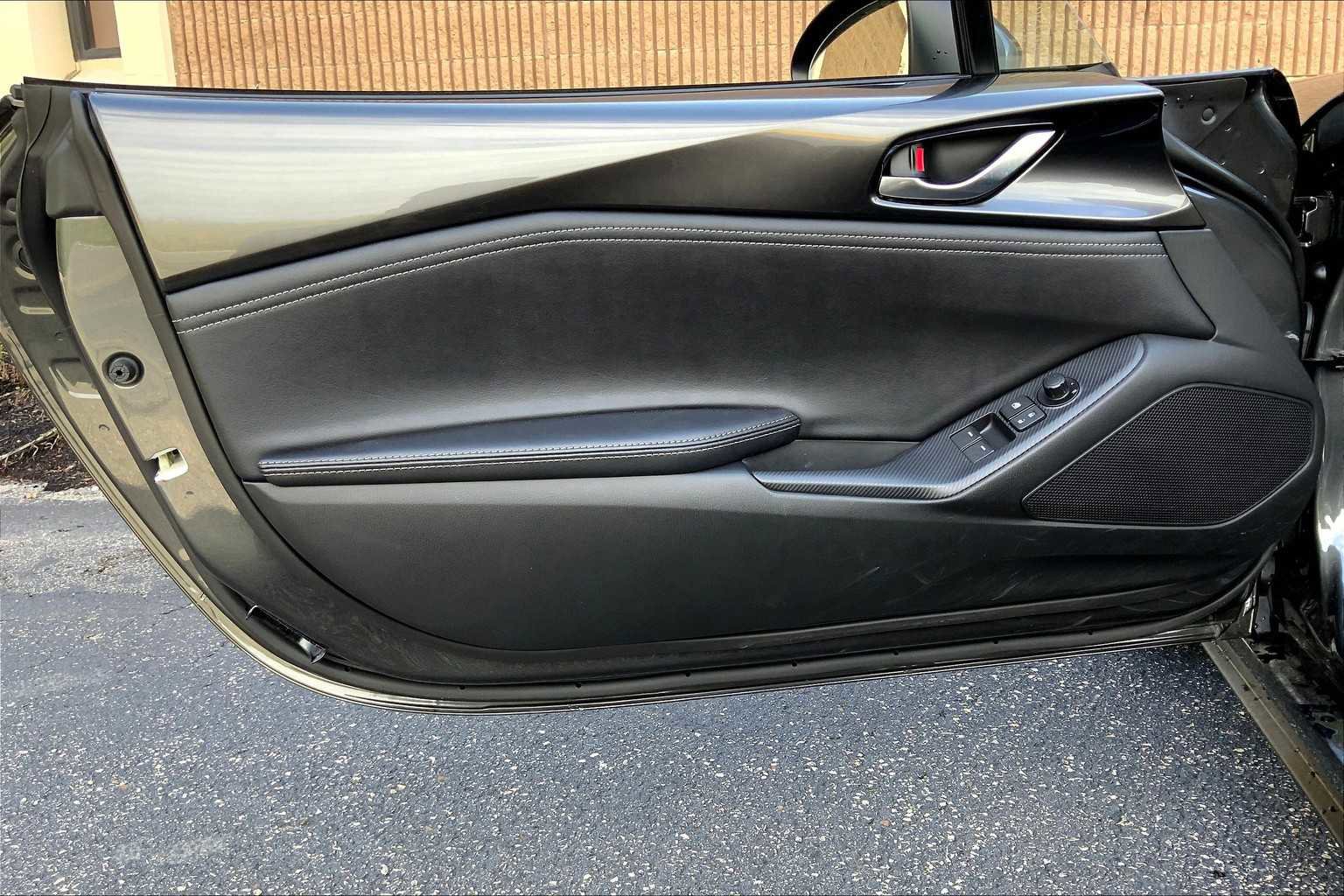 Used 2024 MAZDA MX-5 Miata Grand Touring w/ Weather Package RWD image 11