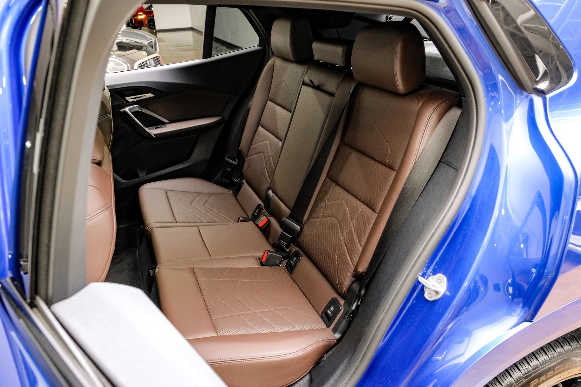 Used 2025 BMW X2 xDrive28i AWD/4WD image 41
