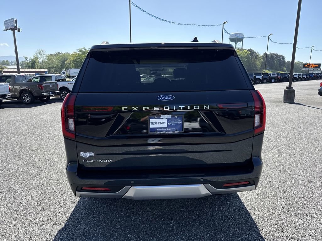 Used 2025 Ford Expedition Platinum w/ Driver's Package image 6