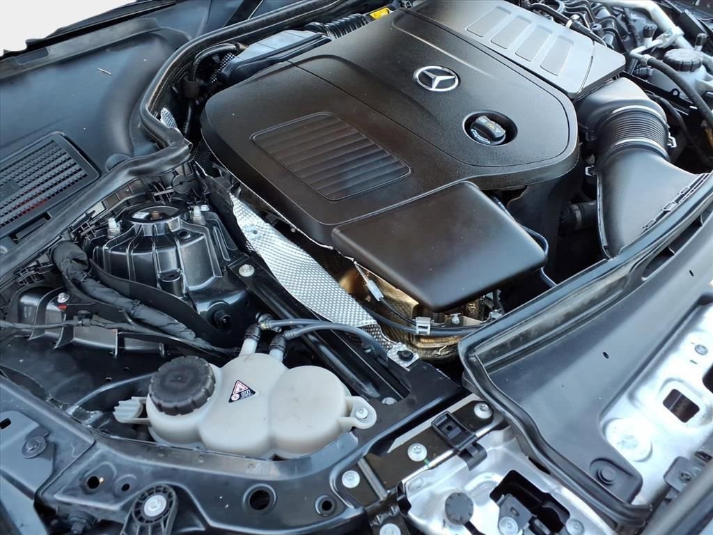 Used 2022 Mercedes-Benz C 300 4MATIC Sedan w/ Exclusive Trim Package image 27