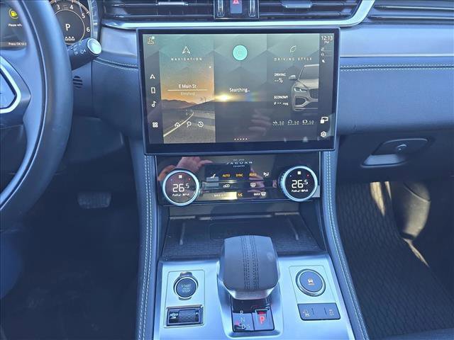 Certified 2025 Jaguar F-PACE R-Dynamic S image 21