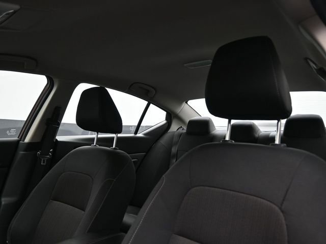 Used 2024 Nissan Altima 2.5 SV image 2