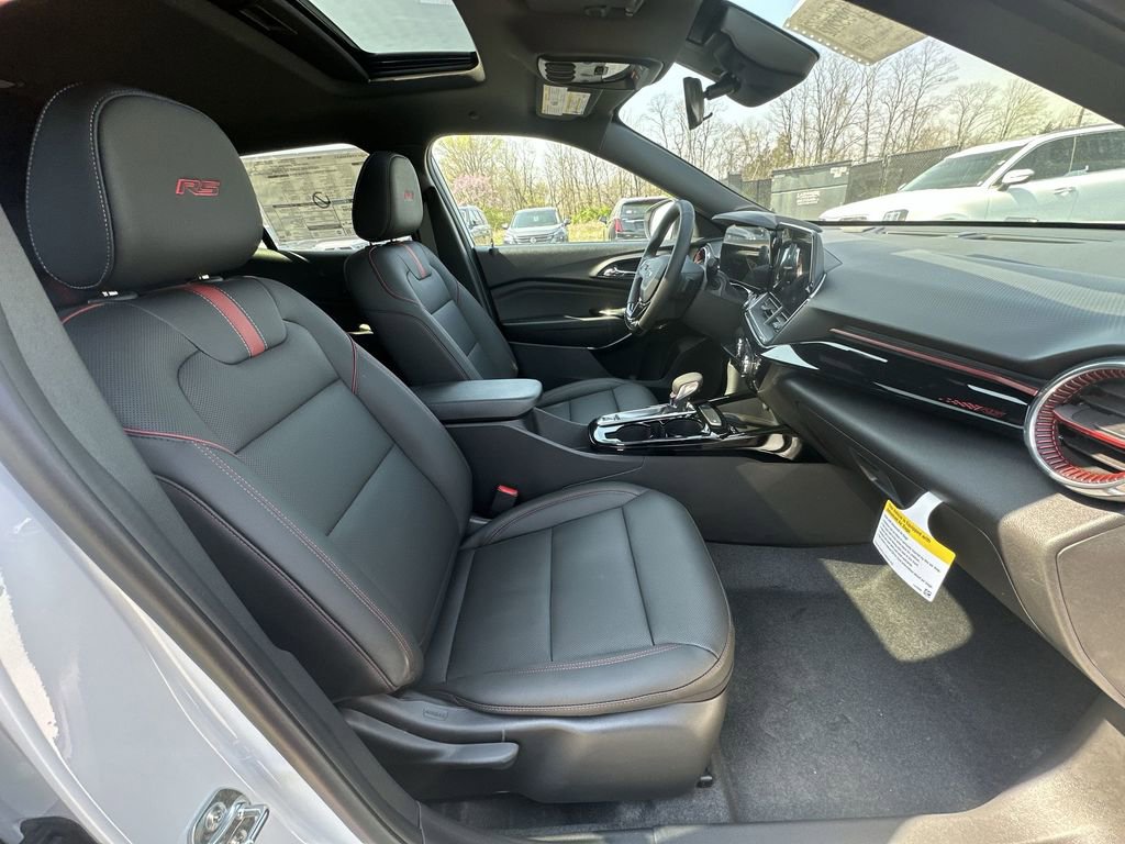 New 2026 Chevrolet Trax RS w/ Sunroof Package image 24