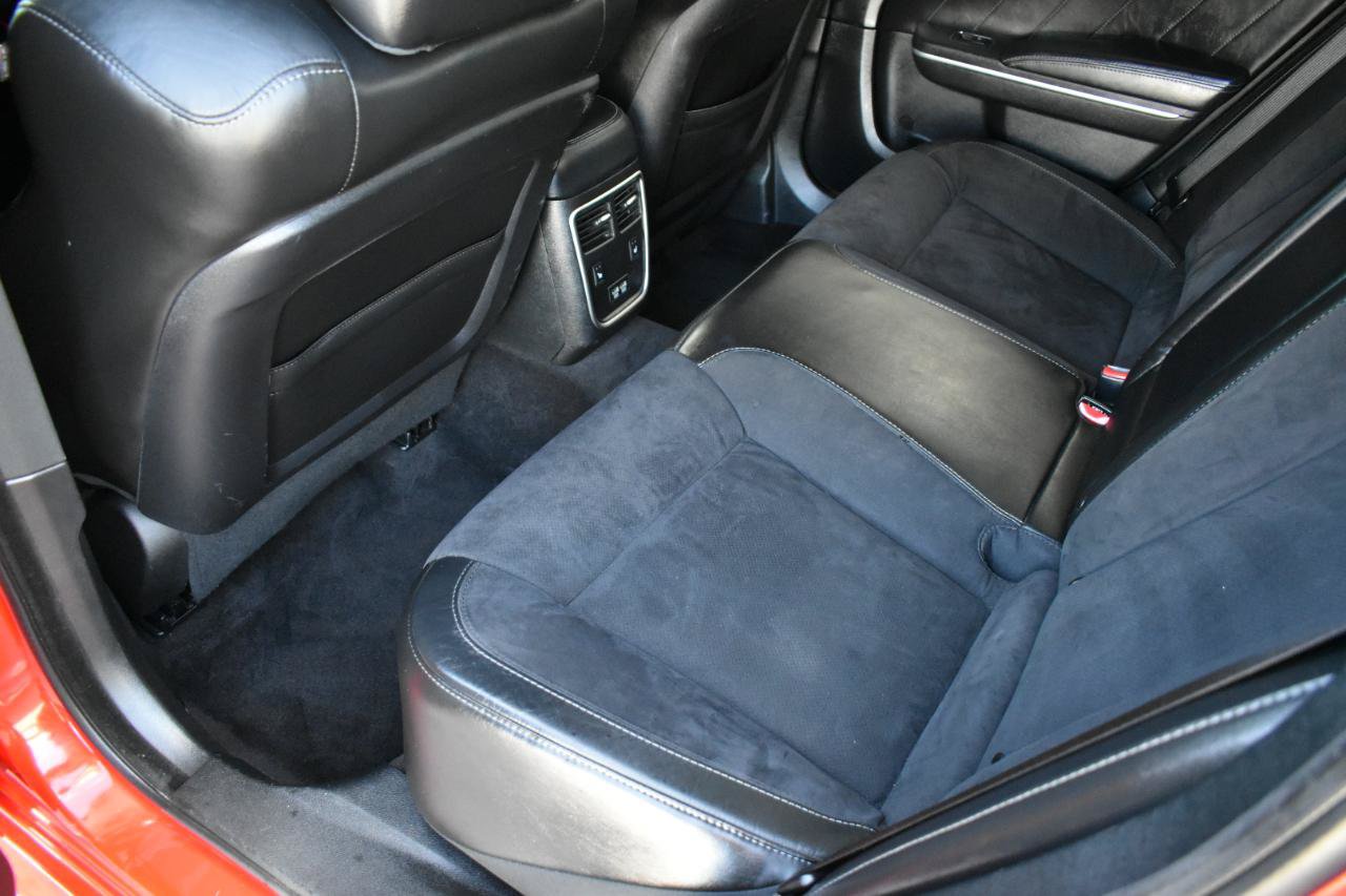 Used 2019 Dodge Charger Scat Pack w/ Dynamics Package RWD image 26
