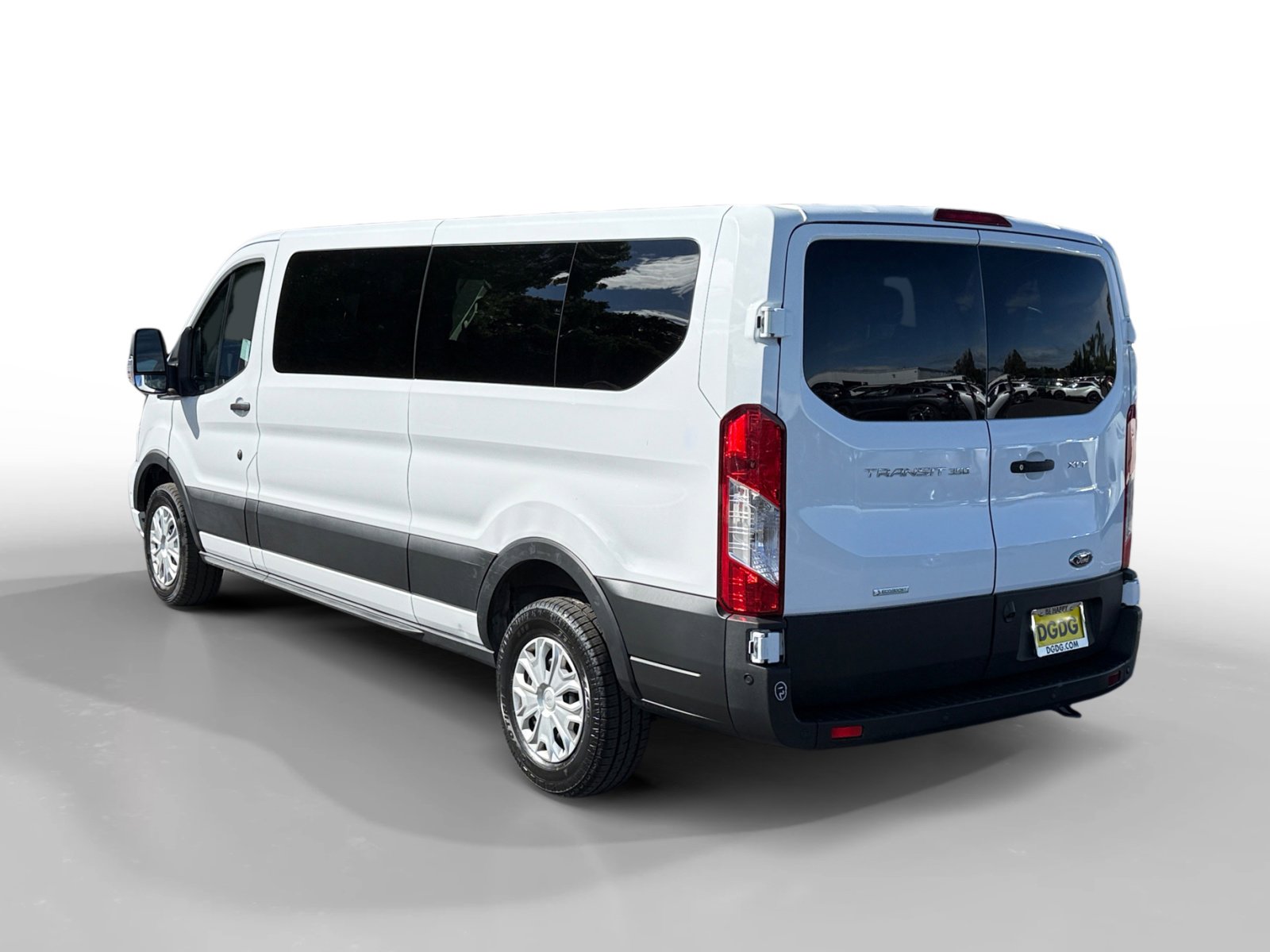 Certified 2025 Ford Transit 350 XLT RWD image 3