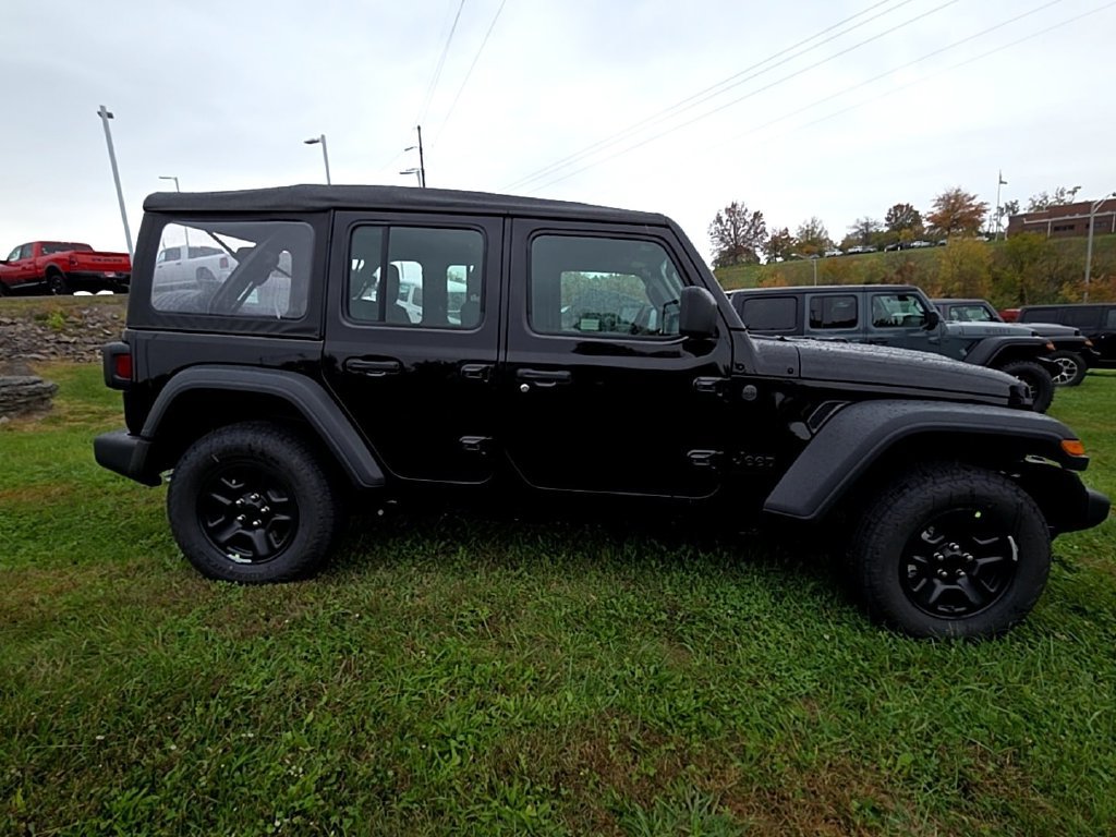 New 2026 Jeep Wrangler Unlimited Sport AWD/4WD image 4