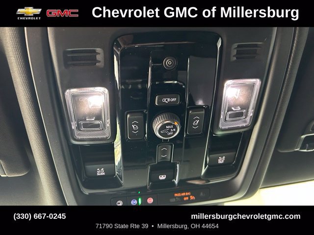 New 2027 GMC Yukon Denali w/ Sun & Power Step Package AWD/4WD image 22