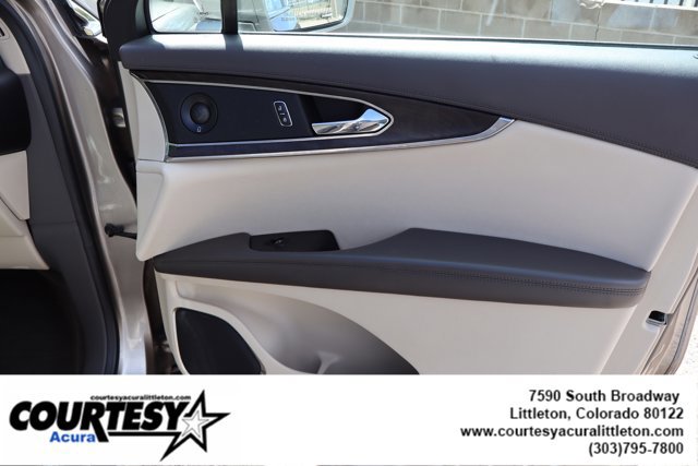 Used 2019 Lincoln Nautilus Reserve AWD/4WD image 34