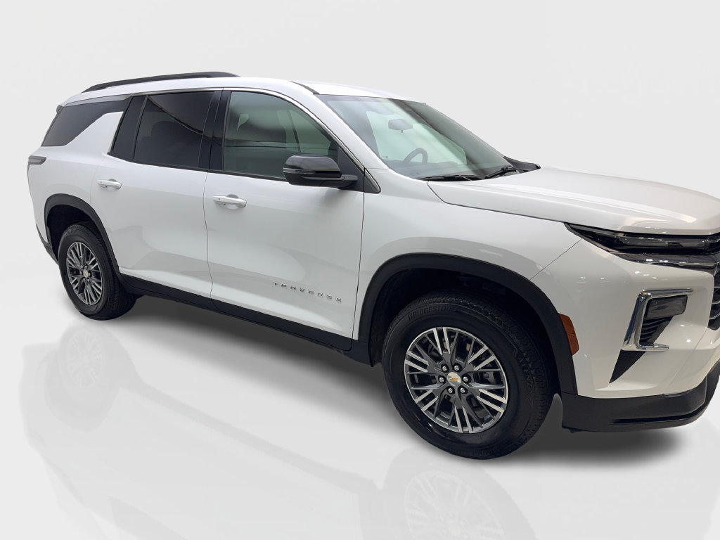 Used 2026 Chevrolet Traverse LT FWD image 14