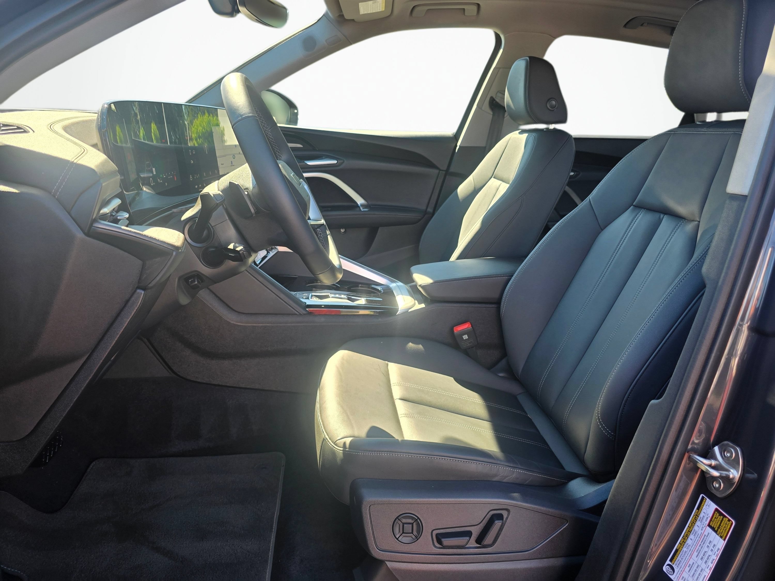 Certified 2025 Audi Q5 Premium w/ Premium Plus AWD/4WD image 12