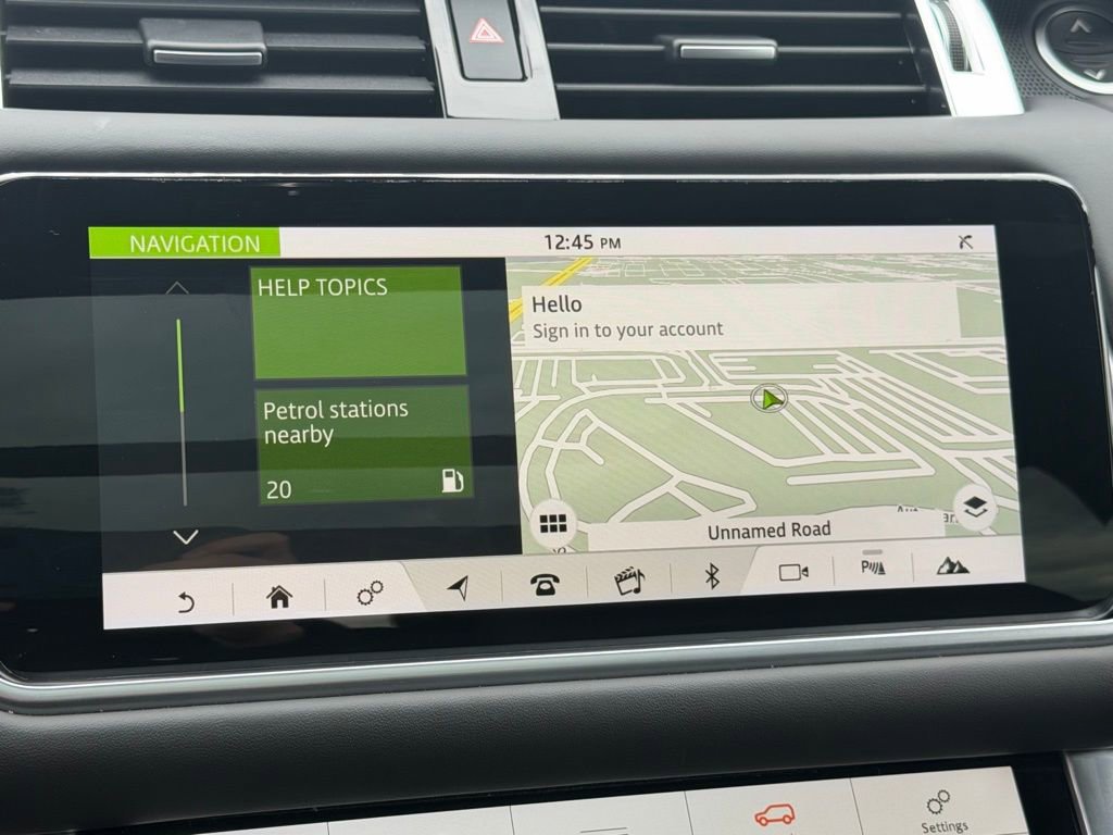 Used 2022 Land Rover Range Rover Sport HST image 25