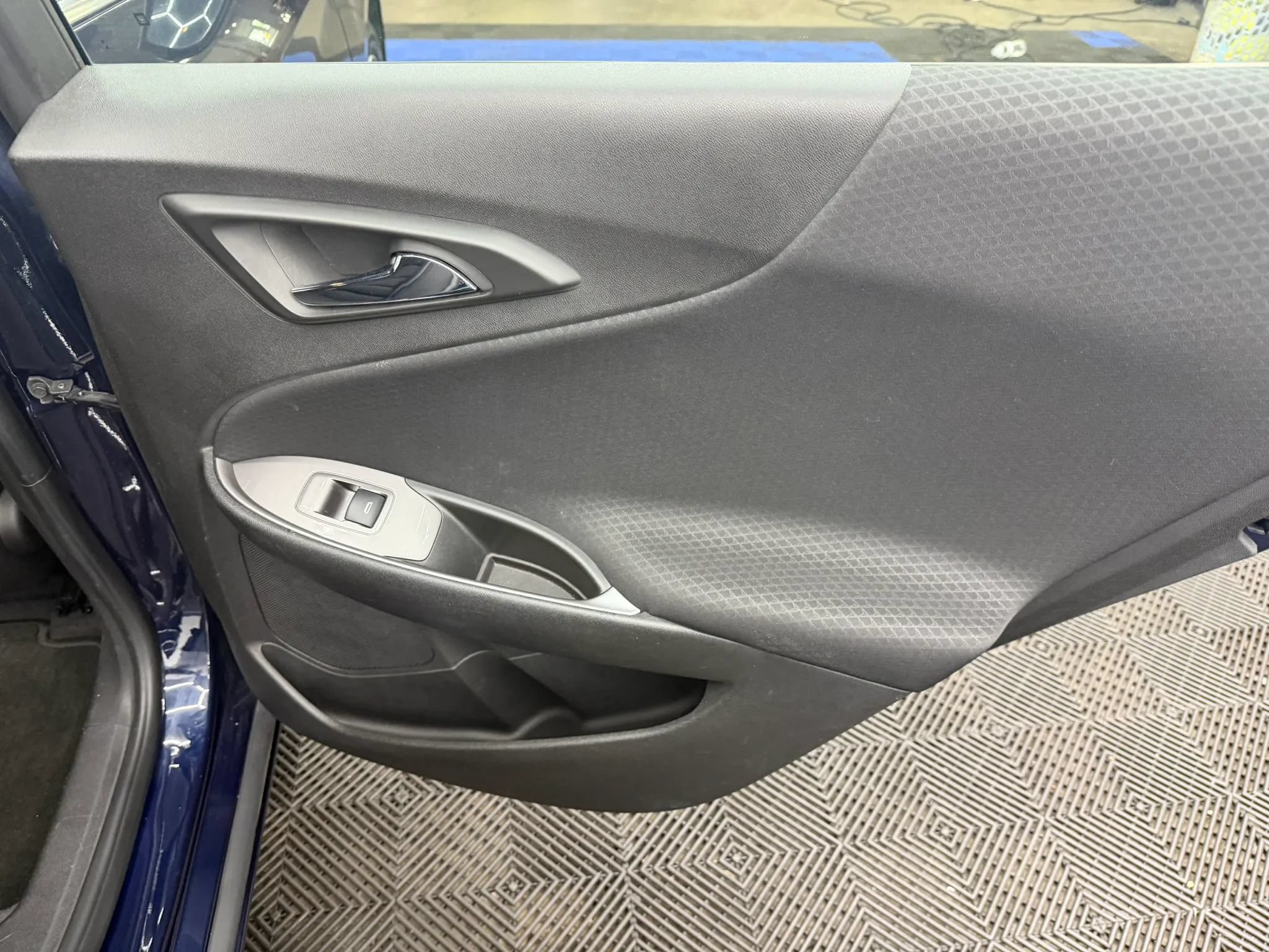 Used 2018 Chevrolet Malibu LS FWD image 7