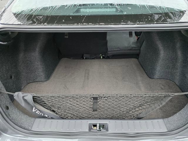 New 2025 Nissan Versa SR FWD image 8