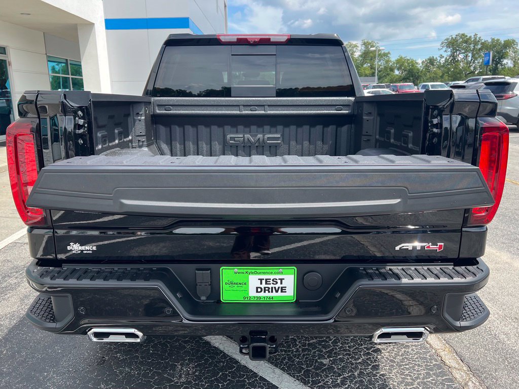 New 2026 GMC Sierra 1500 AT4 w/ AT4 Premium Package AWD/4WD image 8