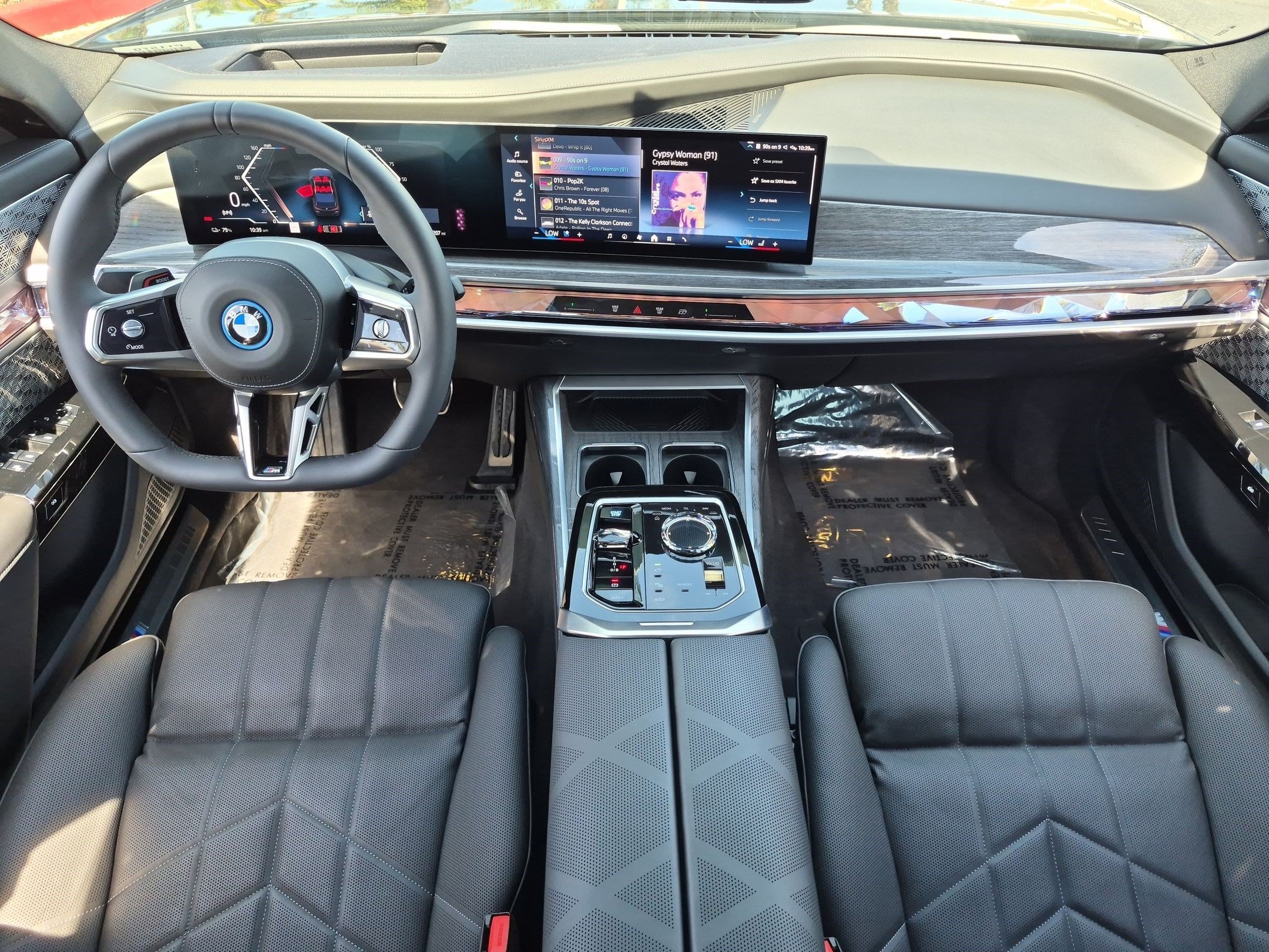 Used 2025 BMW i7 eDrive50 w/ M Sport Package RWD image 29