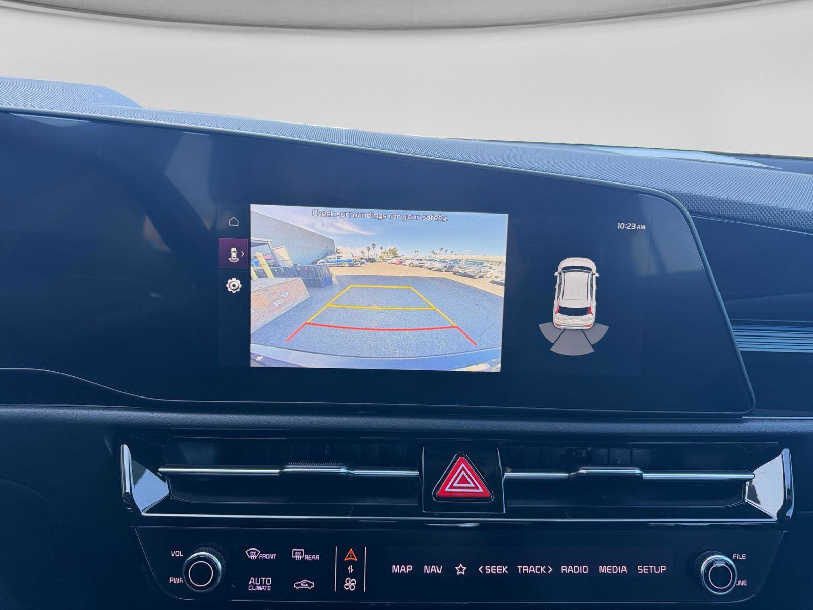 Certified 2023 Kia Niro EX image 18