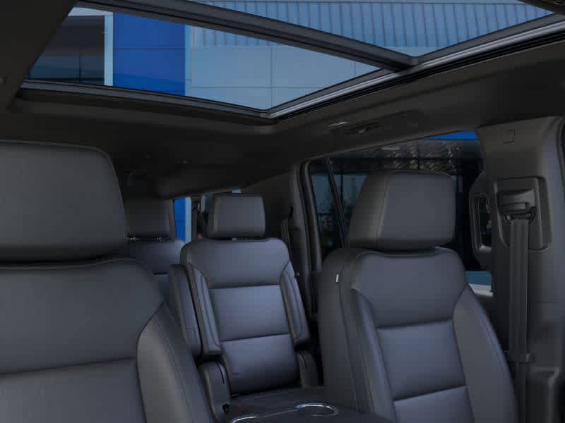New 2026 Chevrolet Suburban Z71 w/ Comfort Package AWD/4WD image 24