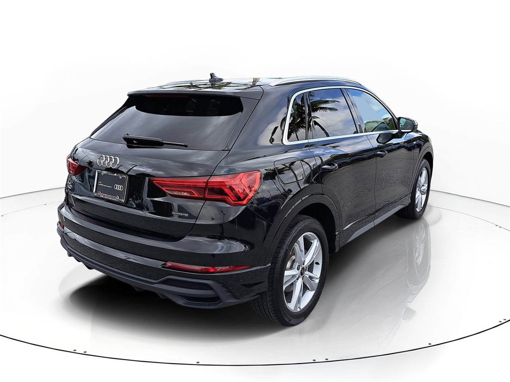 Certified 2024 Audi Q3 2.0T Premium Plus w/ Premium Plus Package image 4